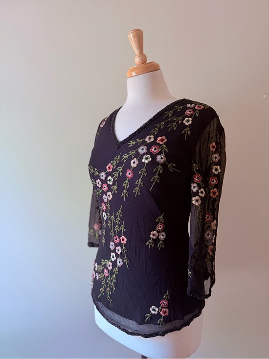 Tops - 100% Silk Hand Embroidered Floral Beaded Blouse Y2K